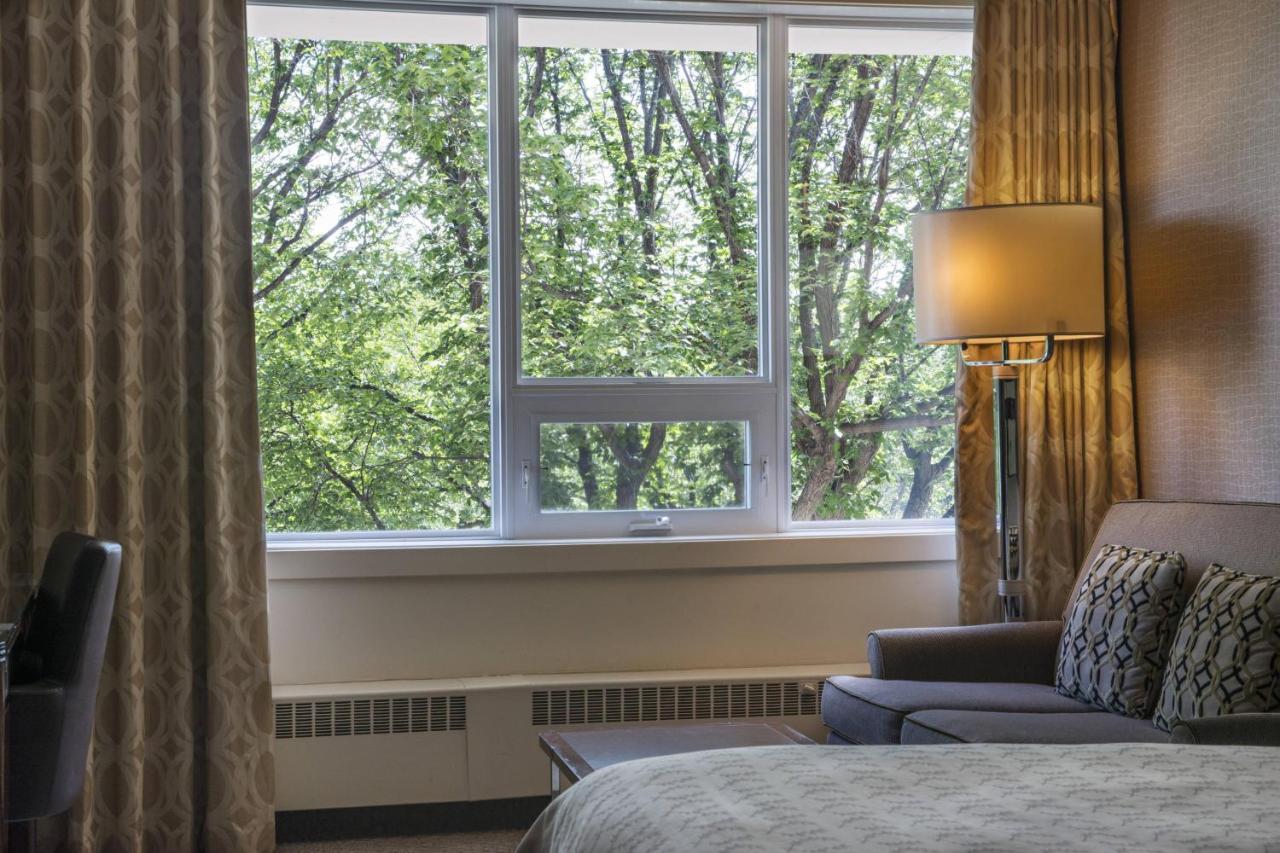 Sheraton Cavalier Saskatoon Hotel Zewnętrze zdjęcie