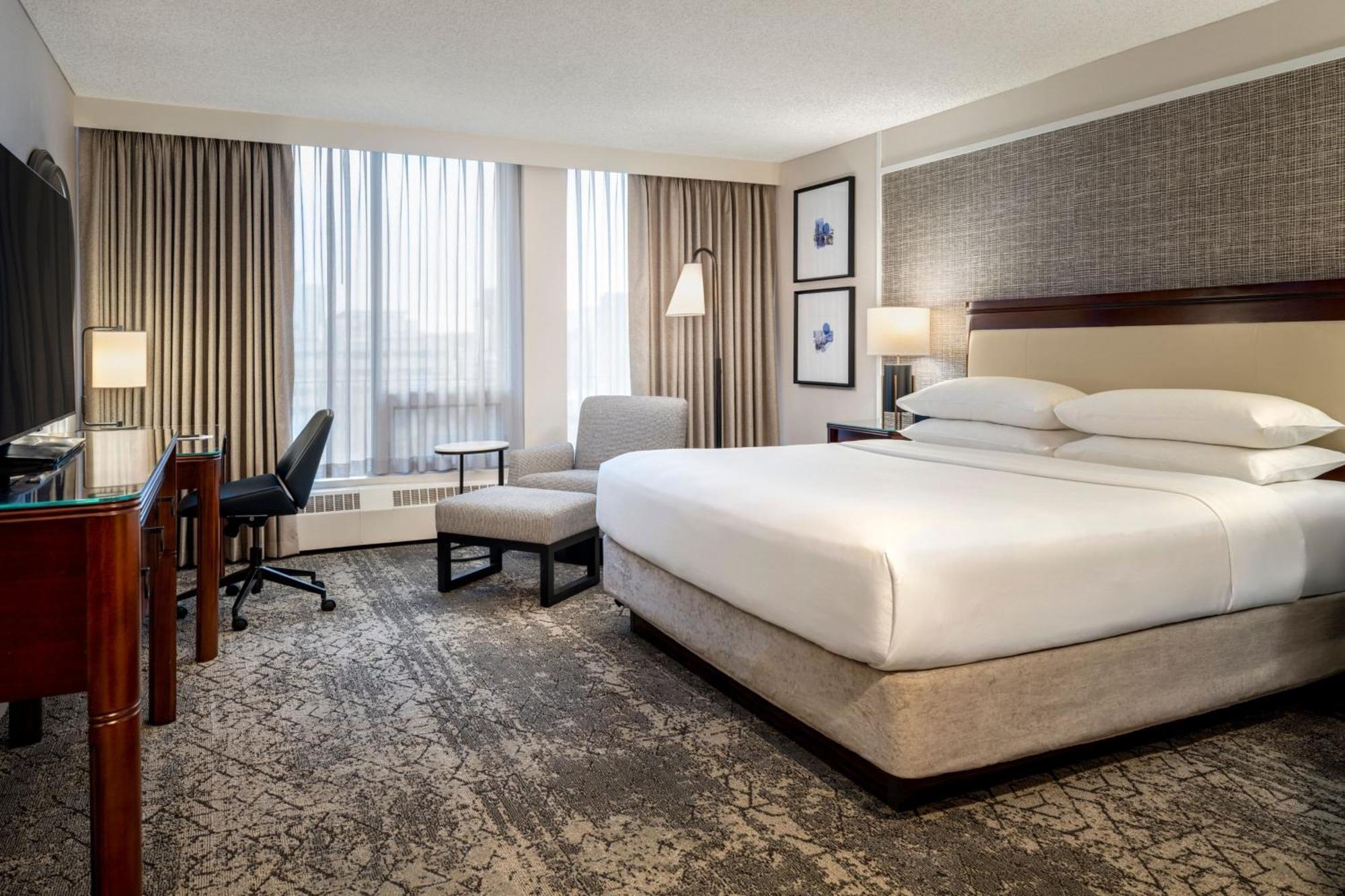 Sheraton Cavalier Saskatoon Hotel Zewnętrze zdjęcie